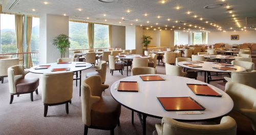 Restaurant/Dining
