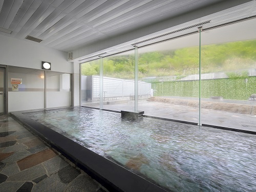 Public Main bath