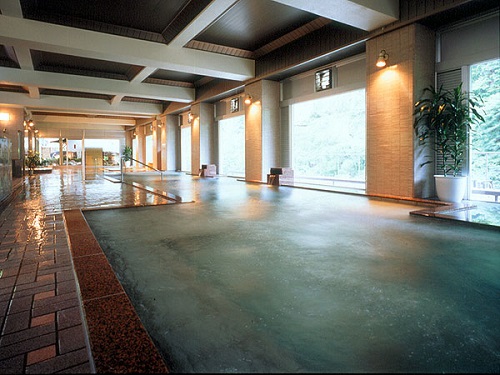 Public Main bath