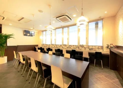 Restaurant/Dining