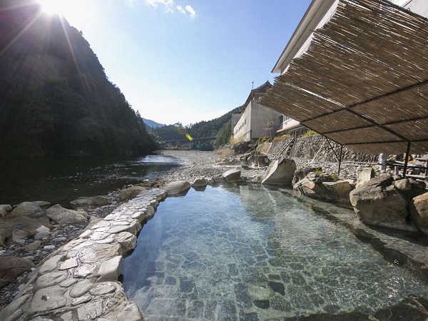 Public Spa（image)