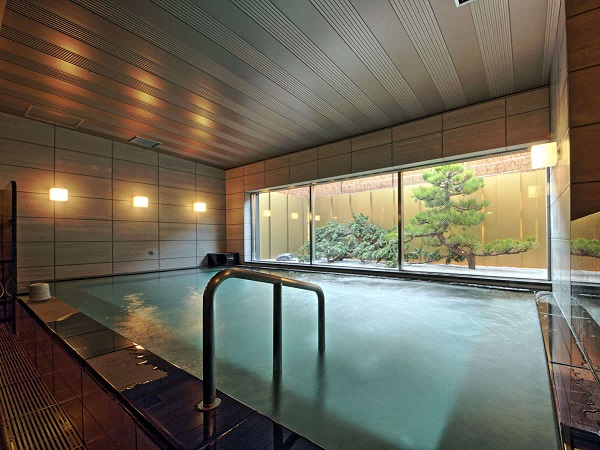 Public Spa（image)