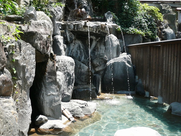 Public open-air bath