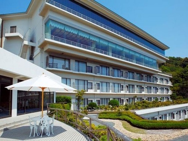 Exterior Exterior
