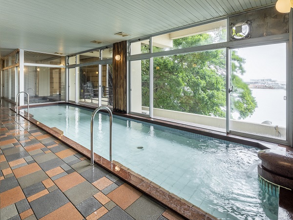 Public Spa（image)