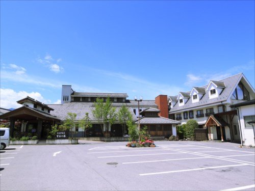 Exterior Exterior