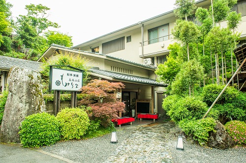 Exterior Exterior