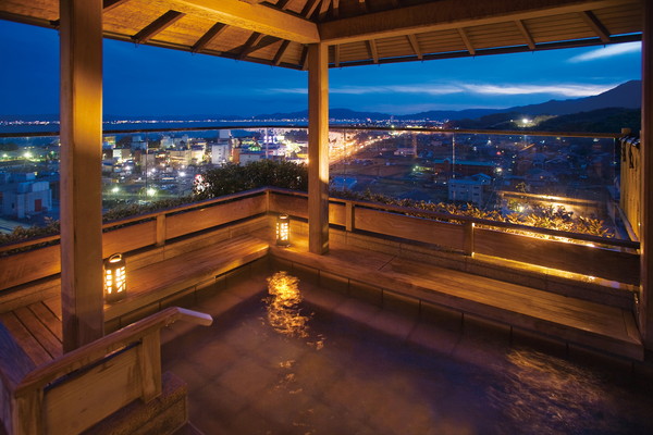 Public Spa(image) Public Spa(image)
