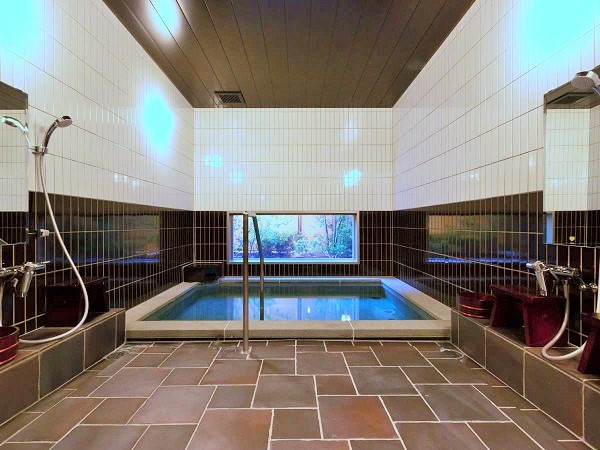 Public Spa（image)