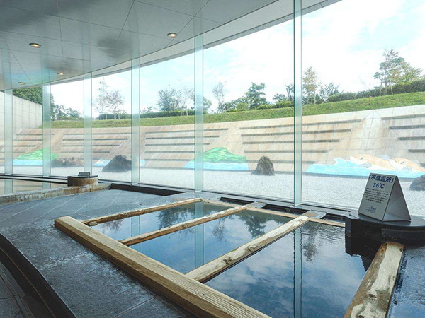 Public Spa（image)