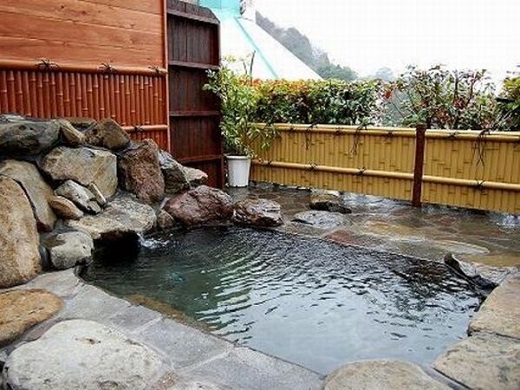 Public Spa（image)