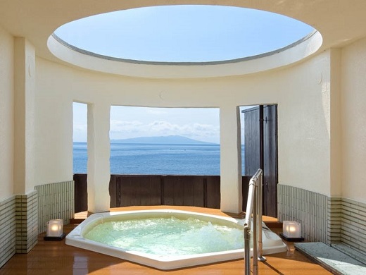 Public Spa（image)