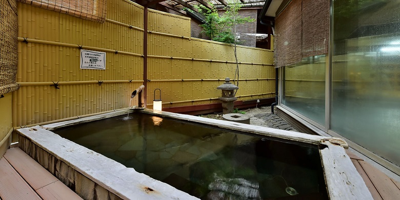 Public Spa（image)