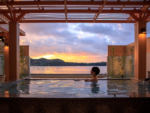 Public Spa（image)
