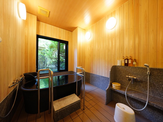 Public Spa（image)