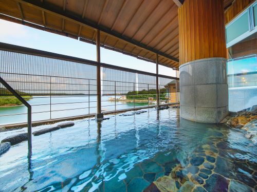 Public Spa（image)