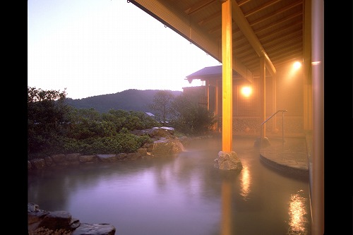Public Spa（image)