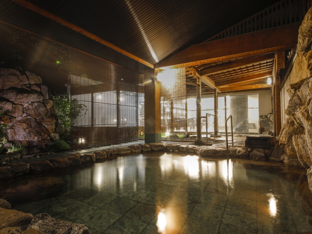 Public Main bath