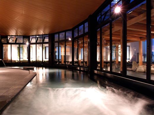 Public Main bath