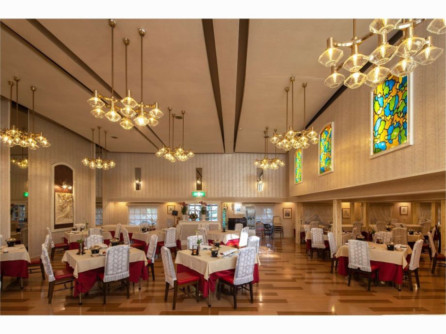 Restaurant/Dining