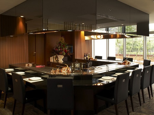 Restaurant/Dining